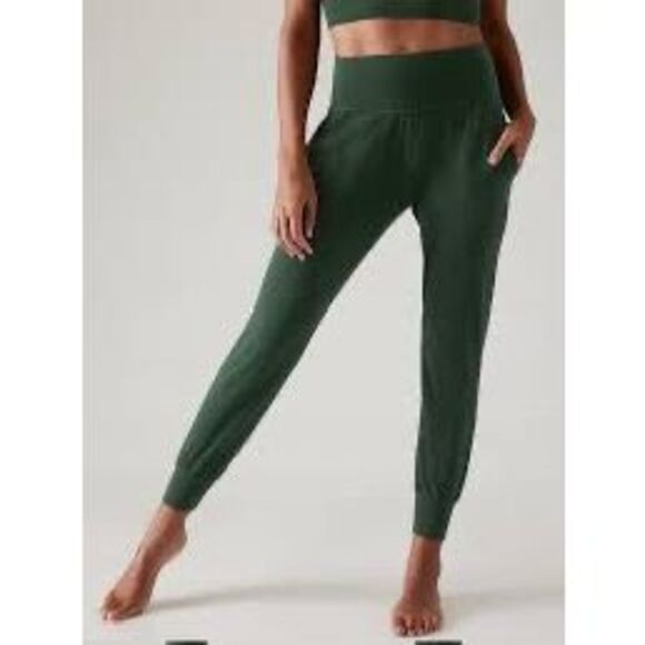 ATHLETA Women’s Green Salutation Jogger Size Small Style #531288 - Picture 1 of 6